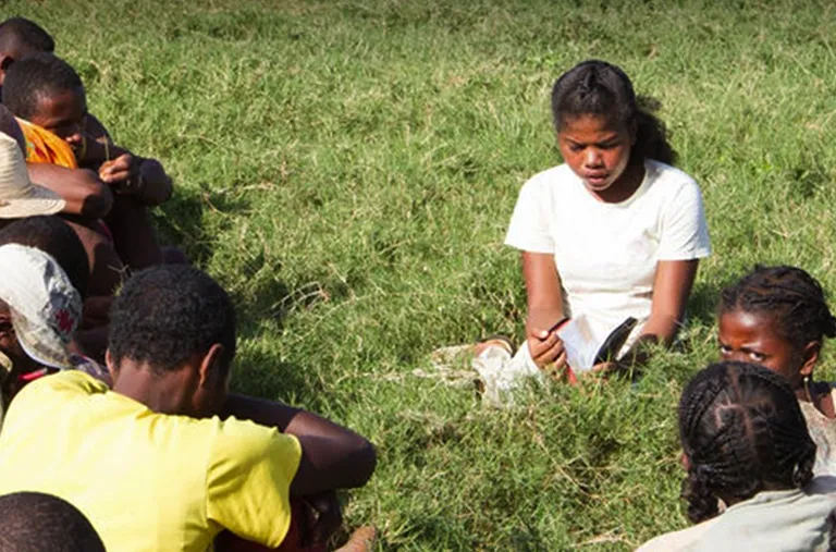 Madagascar: reaching villages