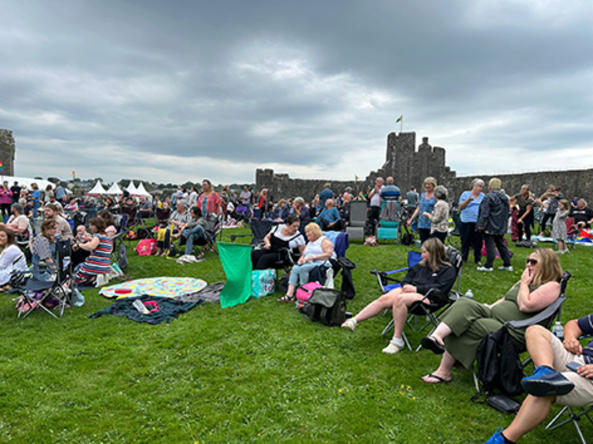 Picnic, prayer and praise in Pembroke | Evangelicals Now